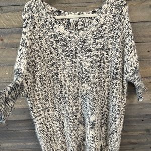 Chunky Knit Sweater Frayed Trim